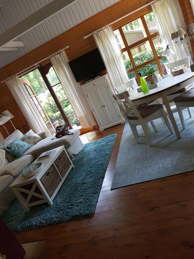 Charme Chalet Zutendaal Kültér fotó