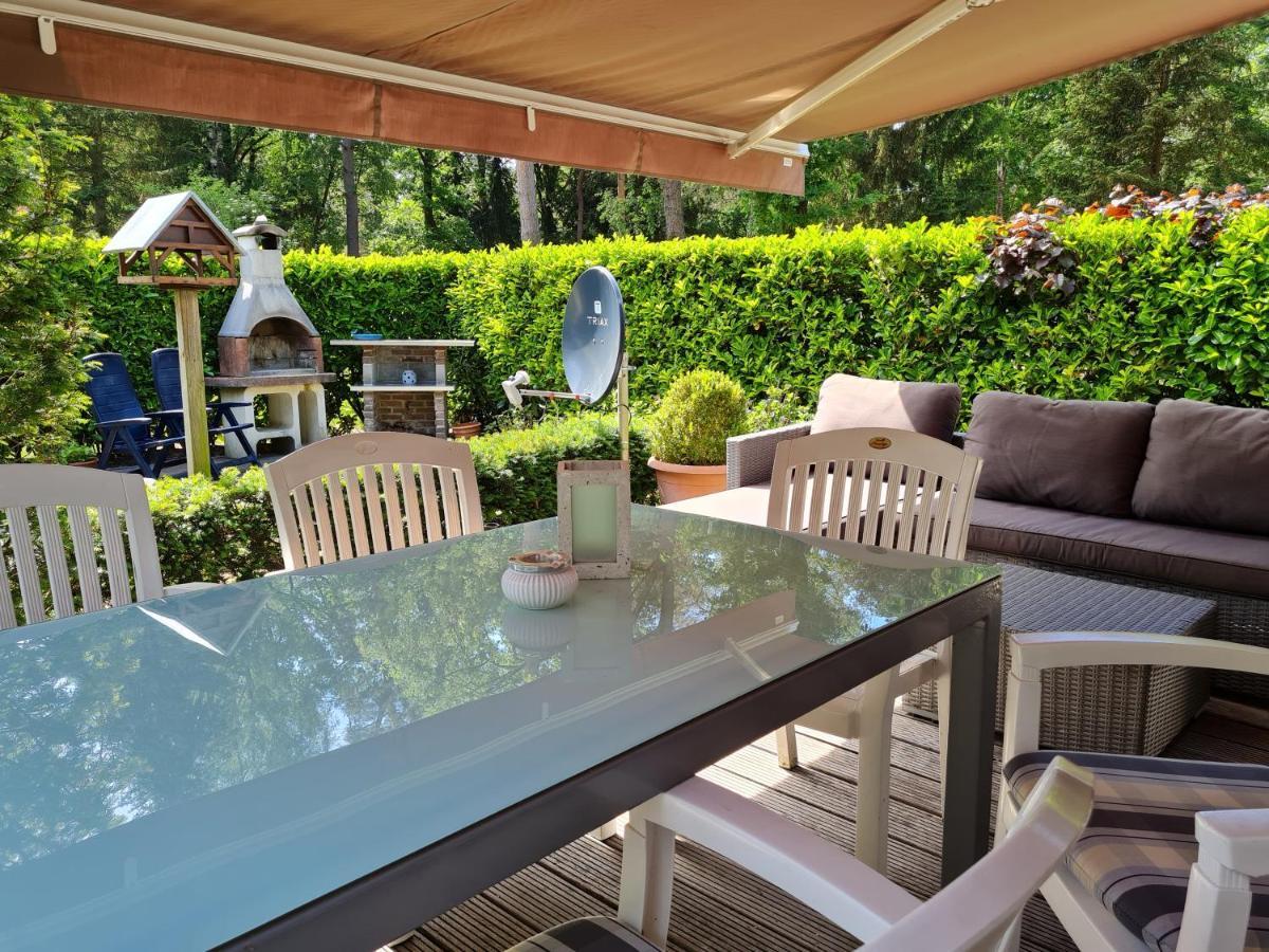 Charme Chalet Zutendaal Kültér fotó